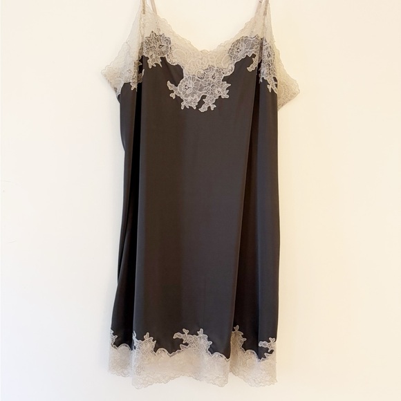 Natori Enchant Lace Trim Chemise - Picture 2 of 10